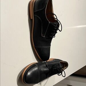Steve Madden Men's Black and Brown Oxfords